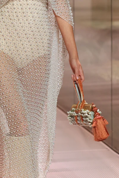 Look 7